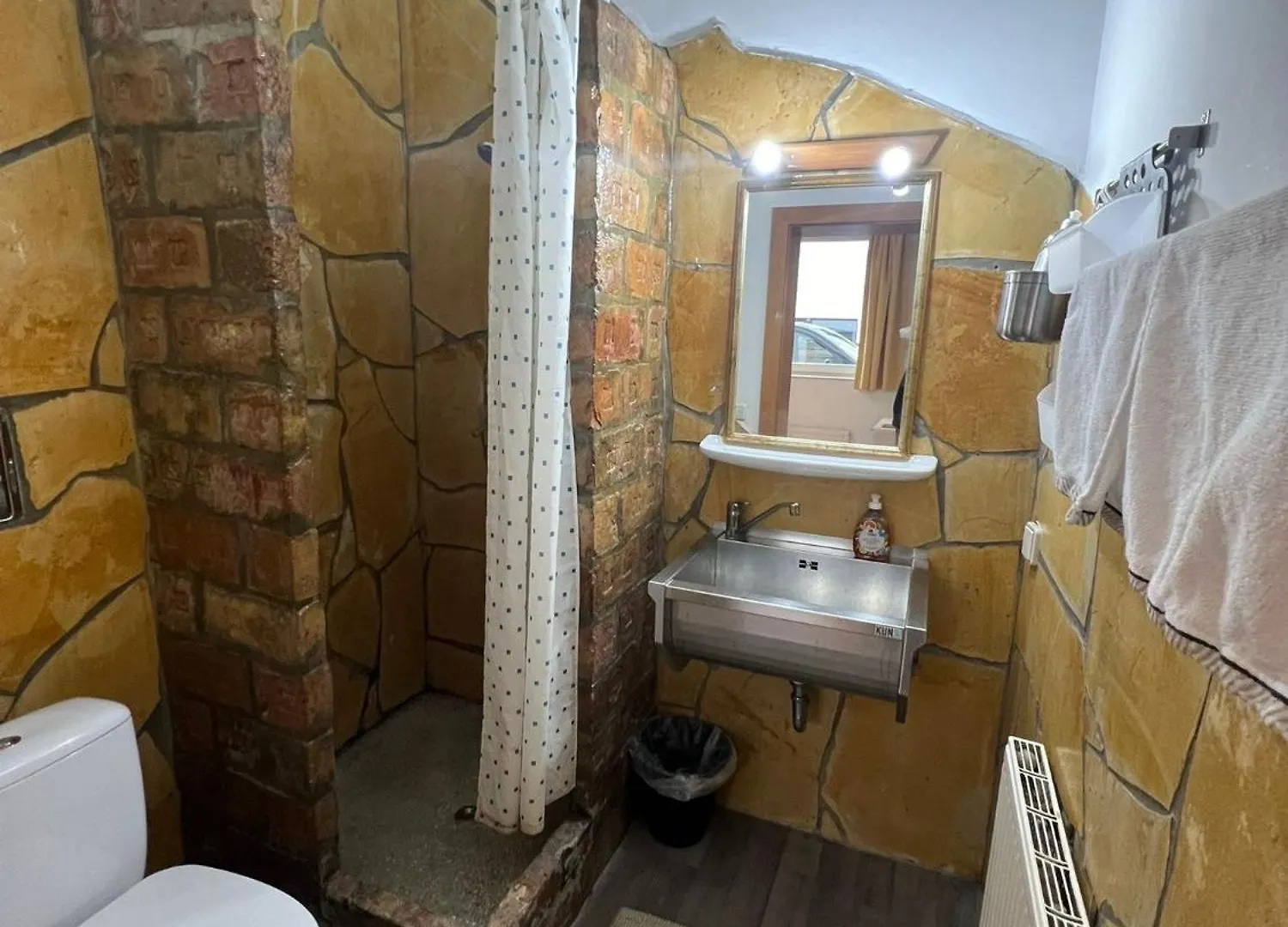 Einzimmerwohnung Top 1 K-42 Vienna Apartment